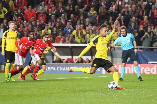 Pierre-Emerick Aubameyang (Borussia Dortmund 17) beim Elfmeterschuss, Benfica Lissabon - Borussia Dortmund, UEFA Champions League, Achtelfinale, Fussball, 14.02.2017, Lissabon Copyright: xLangerx xEibner-Pressefotox EP_HLR