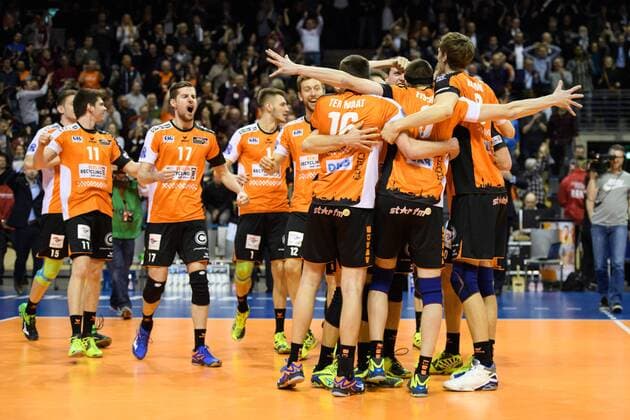 14.02.2017, Max Schmeling Halle, Berlin Volleyball, 2017 CEV Volleyball Champions League, Vorrunde, Berlin Recycling Volleys (GER) vs. Asseco Resovia Rzeszow (POL) Jubel Berlin nach Matchball Sieg