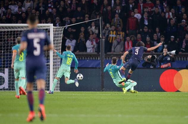 Fußball, CL, Paris St. Germain - FC Barcelona 09 EDINSON CAVANI (psg) - Tor FOOTBALL : Paris SG vs Barcelona - Champions League - 14 02 2017 AnthonyBIBARD FEP 