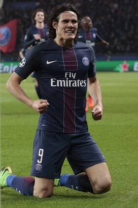 Fußball, CL, Paris St. Germain - FC Barcelona February 14, 2017 - Paris, France - PSG Edinson Cavani celebrates after scoring during the UEFA Champions League round of 16 first leg football match between Paris Saint-Germain and FC Barcelona Barca on February 14, 2017 at the Parc des Princes stadium in Paris. Paris Saint-Germain v FC Barcelona - UEFA Champions League Round of 16: First Leg  - ZUMAn230 20170214_zaa_n230_541 Copyright: xGeoffroyxVanxDerxHasseltx