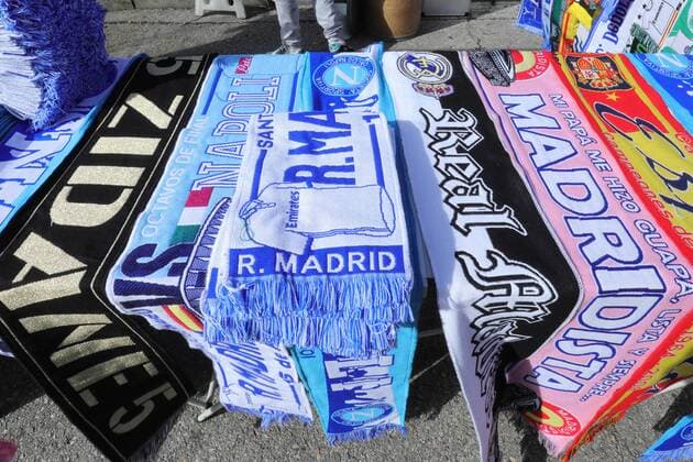 Sciarpe delle squadre. Team scarfs Madrid 15-02-2017 Football Champions League 2016 2017 Real Madrid - SSC Napoli cesarexpurini