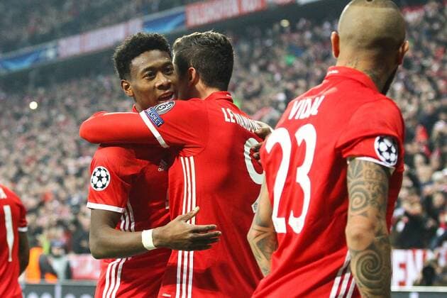 SOCCER - CL, Bayern vs Arsenal MUNICH,GERMANY,15.FEB.17 - SOCCER - UEFA Champions League, FC Bayern Muenchen vs FC Arsenal. Image shows the rejoicing of David Alaba and Robert Lewandowski (Bayern). GEPAxpictures xFelixxRoittner