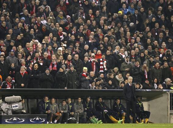 Foto: Trainer Arsene Wenger ( Arsenal ) Fussball - Championsleague am Mi. 15.02.2017 Achtelfinale, Bayern München - Arsenal London 5 - 1