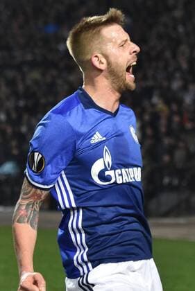 Bilder des Tages - SPORT 16.02.2017, Fussball, UEFA Europa League, Saison 2016 2017, Zwischenrunde, PAOK Saloniki - FC Schalke 04, Guido BURGSTALLER (FC Schalke 04) jubelt