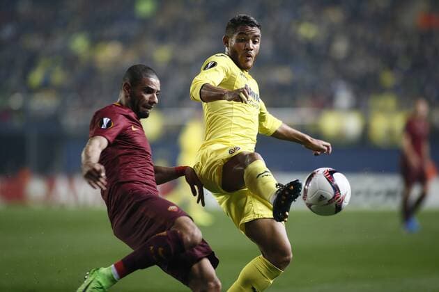 Fußball, EL, FC Villarreal - AS Rom Dos Santos. First leg of 1 16 Europa League match between Villarreal CF and AS Roma. In this picture, Dos Santos. xCARMExRIPOLLESx 
