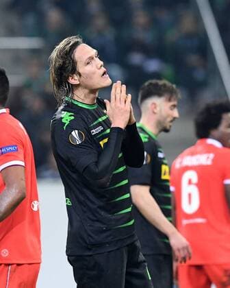 Fussball,UEFA Europa League 2016 2017, Zwischenrunde, Borussia Mönchengladbach - AC Florenz , Borussia Mönchengladbach 16.02.2017, Stadion im Borussia Park, Mönchengladbach, Jannik Vestergaard