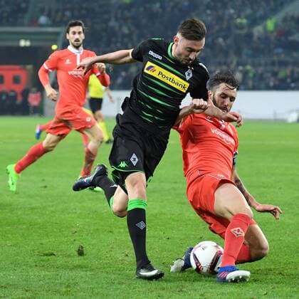 Fussball,UEFA Europa League 2016 2017, Zwischenrunde, Borussia Mönchengladbach - AC Florenz , Borussia Mönchengladbach 16.02.2017, Stadion im Borussia Park, Mönchengladbach, Josip Drmic, Mönchengladbach, Rodriguez Gonzalo, AC Florenz