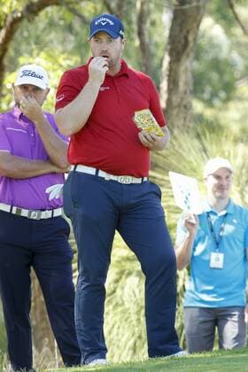 February 17th 2017, Lake Karrinyup Country Club, Perth, Western Australia, Australia; ISPS Handa World Super 6 Perth Golf Tournament Day 2; Duncan Stewart snacks during a break at the 17th hole on day 2 xDavidxWoodleyx  ActionPlus11847093