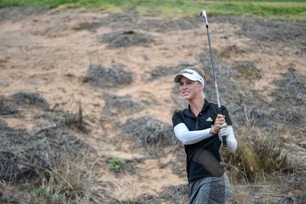 February 17, 2017 - Adelaide, Australia - Alizza Hetherington of Australia in the rough on the 11th hole during round two of the ISPS Handa Women s Australian Open at Royal Adelaide Golf Club on February 17, 2017 in Adelaide, Australia. ISPS Handa Women s Australian Open - Round Two  - ZUMAn230 20170217_zaa_n230_132 Copyright: xAndyxAstfalckx