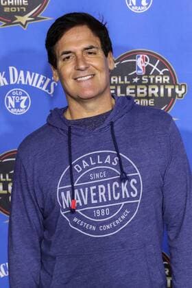 February 17, 2017 - Businessman Mark Cuban posing for media at the Red Carpet Event before the NBA Basketball Herren USA All-Star Celebrity Game at the Mercedes-Benz Superdome in New Orleans, LA. CSM NBA 2017: NBA All-Star Celebrity Game FEB 17 - ZUMAc04_ 20170217_zaf_c04_082 Copyright: xStephenxLewx