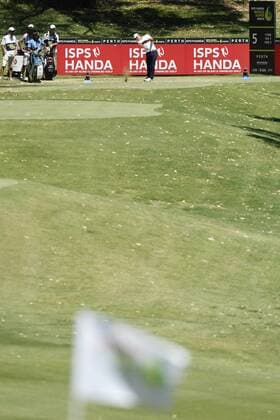 February 18th 2017, Lake Karrinyup Country Club, Perth, Western Australia, Australia; ISPS Handa World Super 6 Perth Golf Tournament Day 3 Jason Scrivener (AUS) drives off the tee on the par 3 5th hole during his round on day 3 xDavidxWoodleyx  ActionPlus11847458