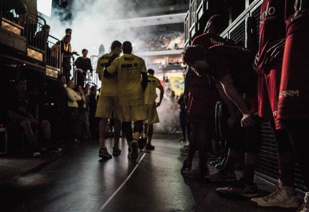 Berlin, Deutschland, 18.02.2017: Basketball - Top FOUR - FC Bayern Muenchen - ALBA Berlin. Mannschaftseinlauf