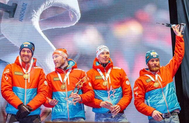 18.02.2017, Biathlonarena, Hochfilzen, AUT, IBU Weltmeisterschaften Biathlon, Hochfilzen 2017, Staffel Herren, Siegerehrung, im Bild Bronzedemaillengewinner Daniel Mesotitsch (AUT), Julian Eberhard (AUT), Simon Eder (AUT), Dominik Landertinger (AUT) Bronze Medalist Daniel Mesotitsch of Austria Julian Eberhard of Austria Simon Eder of Austria Dominik Landertinger of Austria during Winner Ceremony of the Mens Relay of the IBU Biathlon World Championships at the Biathlonarena in Hochfilzen, Austria on 2017 02 18. Hochfilzen  EP_fei  