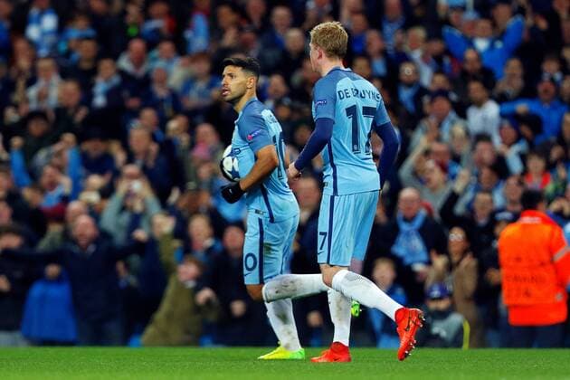 Bilder des Tages - SPORT February 21st 2017, Etihad Stadium, Manchester, Lancashire, England; UEFA Champions League 1st Leg round of 16, Manchester City versus AS Monaco; Sergio Aguero of Manchester City celebrates scoring his teams second goal with Kevin de Bruyne xPaulxKeevilx  ActionPlus11849044