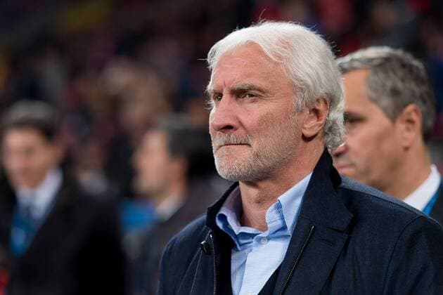 Leverkusen, Germany 21.02.2017, UEFA Champions League - 2016 17 Season, Bayer 04 Leverkusen - Club Atletico de Madrid, Sportlicher Leiter Rudi Voeller (B04) schaut ( DeFodi001