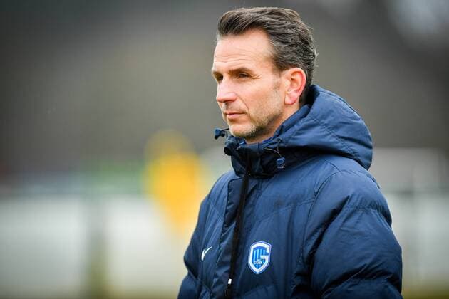 Genk s head coach Albert Stuivenberg pictured during a training session of Belgian soccer team RC Genk, Wednesday 22 February 2017, in Genk. Tomorrow Genk is playing 1 16 finales return leg game of the Europa League competition against Romanian Club Astra Giurgiu. First leg result was 2-2. LUCxCLAESSEN  x05051911x