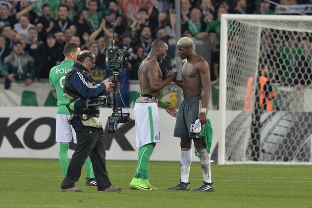 Fußball, EL, AS St. Etienne - Manchester United, Pogba-Brüder Florentin Pogba (saint etienne) et Paul Pogba Manchester United ManU FOOTBALL : AS Saint Etienne vs Manchester United - Europa League - 1 16e de finale - 22 02 2017 FredericChambert Panoramic 