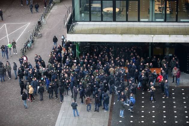 AMSTERDAM 23.02.2017 UEFA EUROPA LEAGUE SECOND LEG MATCH: AJAX AMSTERDAM - LEGIA WARSAW KIBICE AJAKSU  170223PYK017