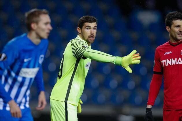 Genk s goalkeeper Mathew Ryan pictured during a game between Belgian soccer team RC Genk and Romanian Club Astra Giurgiu, return leg of the 1 16 finals of the Europa League competition Thursday 23 February 2017, in Genk. First leg result was 2-2. BRUNOxFAHY  x05053430x