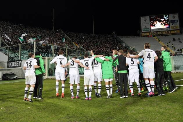 Celebration Borussia Monchengladbach under our supporters Firenze 23-02-2017 Stadio Artemio Franchi ACF Fiorentina vs. Borussia Monchengladbach Fiorentina - Borussia M gladbach Europa League 2016 2017 Round of 16 2nd leg lucaxpagliaricci