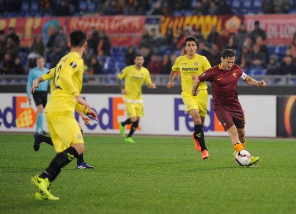 February 23rd 2017, Stadi Olimpico, Rome, Italy, UEFA Europa League, AS Roma versus Villareal; Francesco Totti in attacking action xActivaxFotox  ActionPlus11849590