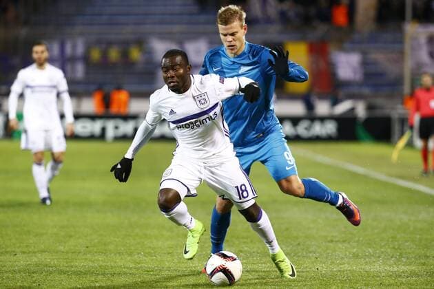 SAINT PETERSBURG, RUSSIA - 23 FEBRUARY : Frank Acheampong forward of RSC Anderlecht and Aleksandr Kokorin of FC Zenit during the match between Zenit St. Petersburg and Rsc Anderlecht - UEFA Europa League Round of 32: second Leg in St.Petersburg, Russia , 23 02 2017. FOOTBALL : Zenit Saint Petersbourg vs Anderlecht - Europa League - 23 02 2017 PhotoNews Panoramic  687875989
