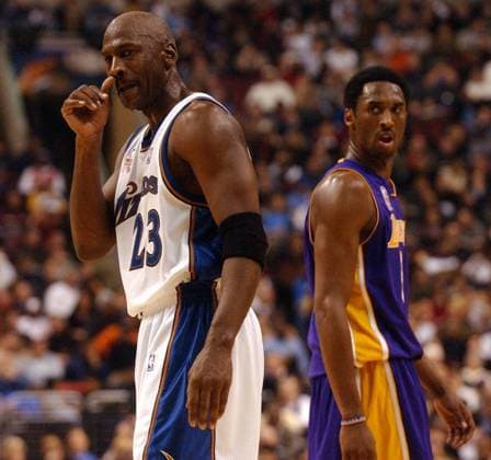 -- Saturday, February 10, 2002, Philadelphia, PA -- A sweaty and tired Michael Jordan, of the Wizards, wipes the sweat from his nose as Kobe Bryant, of the Lakers, walks behind him during the NBA Basketball Herren USA All-Star at Philadelphia s First Union Center. ( The Sacramento Bee ) ZUMA Press Sacramento Bee Image Archive  - ZUMADAN. 20020922_aad_s76_113 Copyright: xHectorxAmezcuax