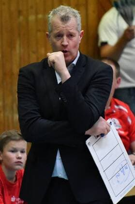 GER,VBL, SVG Lueneburg vs VFB Friedrichshafen 25.02.2017, Gellersenhalle, Lueneburg, GER, VBL, SVG Lueneburg vs VFB Friedrichshafen, im Bild Trainer Vital Heynen (Friedruchshafen) nordphoto xWitke