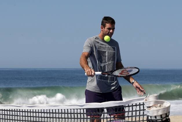 Argentine tennis player Juan Martin del Potro participates with the Canadian Eugenie Bouchard during an activity to promote tourism at the Pie de la Cuesta beach, in Acapulco, Mexico, on 27 February 2017, in the framework of the Tennis Mexican Open. Tennis Mexican Open !ACHTUNG: NUR REDAKTIONELLE NUTZUNG!  Copyright: xJoséxMéndezx MEX50 20170227-636238222252192150