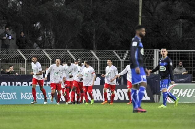 Joie frejus Saint Raphael FOOTBALL : Saint Raphael vs AJ Auxerre - 8e Coupe France - 28 02 2017 NorbertScanella Panoramic 