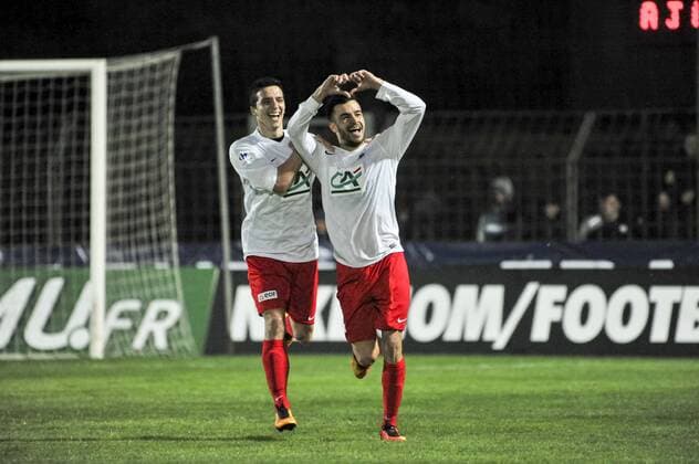 Joie frejus Saint Raphael - K Tlili (frejus saint raphael) celebre son but FOOTBALL : Saint Raphael vs AJ Auxerre - 8e Coupe France - 28 02 2017 NorbertScanella Panoramic 