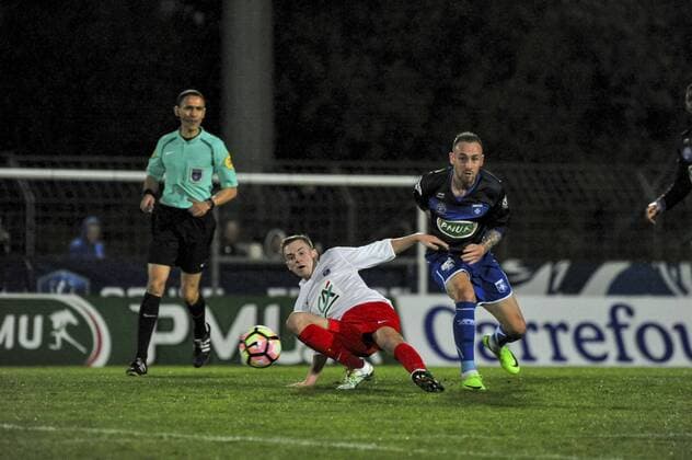 FOOTBALL : Saint Raphael vs AJ Auxerre - 8e Coupe France - 28 02 2017 NorbertScanella Panoramic 