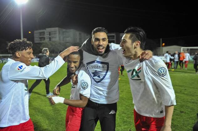 Joie frejus Saint Raphael - Fin de match FOOTBALL : Saint Raphael vs AJ Auxerre - 8e Coupe France - 28 02 2017 NorbertScanella Panoramic 