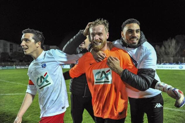 Joie frejus Saint Raphael - Fin de match FOOTBALL : Saint Raphael vs AJ Auxerre - 8e Coupe France - 28 02 2017 NorbertScanella Panoramic 