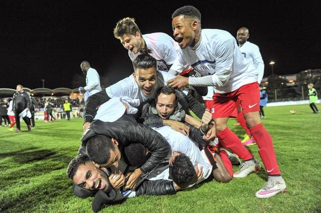 Bilder des Tages - SPORT Joie frejus Saint Raphael - Fin de match FOOTBALL : Saint Raphael vs AJ Auxerre - 8e Coupe France - 28 02 2017 NorbertScanella Panoramic 