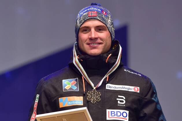 Nordische Ski-WM, 15km Langlauf der Herren, Siegerehrung NORDIC SKIING - FIS WC Lahti 2017 LAHTI,FINLAND,01.MAR.17 - NORDIC SKIING, CROSS COUNTRY SKIING - FIS Nordic World Ski Championships, 15km classic, men, award ceremony. Image shows Niklas Dyrhaug (NOR). Keywords: medal. GEPAxpictures xFlorianxErtl