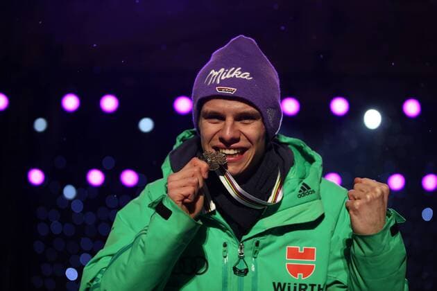 NORDIC SKIING - FIS WC Lahti 2017 LAHTI,FINLAND,03.MAR.17 - NORDIC SKIING, Ski jumping Skispringen Ski nordisch - FIS Nordic World Ski Championships, large hill, men, award ceremony. Image shows Andreas Wellinger (GER). keywords: medal. GEPAxpictures xDanielxGoetzhaber