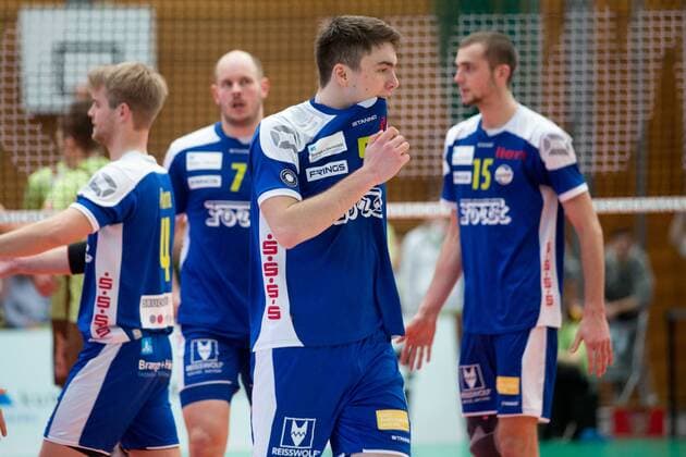 Enttaeuschung bei bei Maximilian STROEBL (STRÖBL) ( 5, SOL). Volleyball, TSV Herrsching (HER) - Solingen Volleys (SOL), Bundesliga, 5.Spieltag, Saison 2016 2017, am 05.03.2017 in Herrsching N I K O L A U S H A L L E Deutschland. x20170305_109x