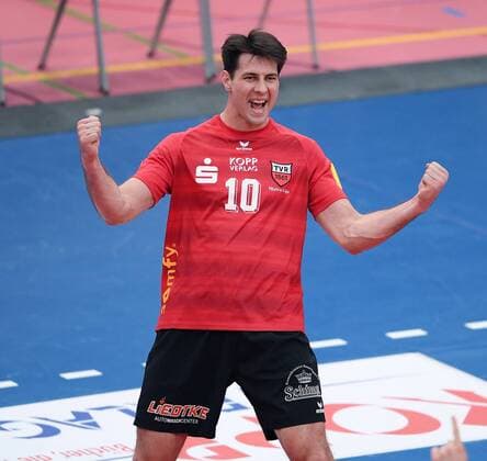 Volleyball 1. Bundesliga Saison 2016 2017 05.03.2017 TV Rottenburg - SVG Lueneburg Ferenc Nemeth (TV Rottenburg) jubelt 