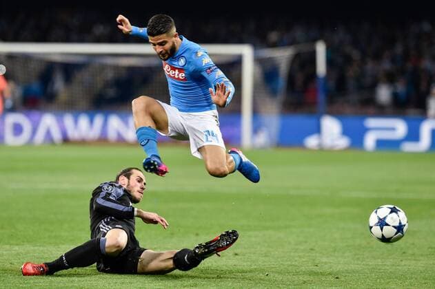 Bilder des Tages - SPORT Fußball, CL, SSC Neapel - Real Madrid Lorenzo Insigne of Napoli and Gareth Bale of Real Madrid during the UEFA Champions League Round of 16 Second Leg match between Napoli and Real Madrid at Stadio San Paolo, Naples, Italy on 7 March 2017. Copyright: xGiuseppexMaffiax 14490010