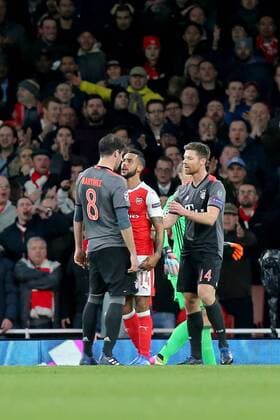 Fußball, CL, FC Arsenal - Bayern München Javier Martinez (FC Bayern Muenchen 8) Theo Walcott ( Arsenal FC 14 ) Xabi Alonso (FC Bayern Muenchen 14), Arsenal FC - FC Bayern Muenchen, UEFA Champions League, Achtelfinale, Fussball, 07.03.2017, London Copyright: xLangerx xEibner-Pressefotox EP_HLR