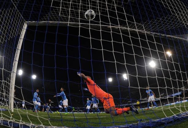 NAPLES, March 7, 2017 -- Sergio Ramos of Real Madrid scores during the UEFA Champions League Round of 16 second leg match between Napoli and Real Madrid in Naples, Italy, March 7, 2017. Real Madrid won 3-1 advanced to the quarterfinal with 6-2 on aggregate. ) (SP)ITALY-NAPLES-SOCCER-UEFA-UCL-REAL MADRID VS NAPOLI AlbertoxLingria 