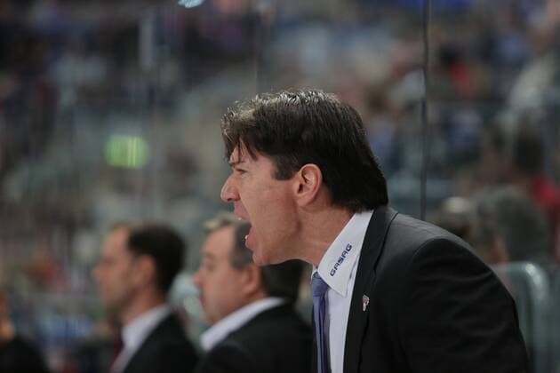Fußball, Nationalteam Mexiko Training Uwe Krupp (Trainer Eisbaeren Berlin) schreit seinen ganzen Frust raus beim Spiel Adler Mannheim gegen die Eisbaeren Berlin am 07.03.2017 in der DEL, Mannheim Copyright: xBermel Eibner-Pressefotox EP_MBL
