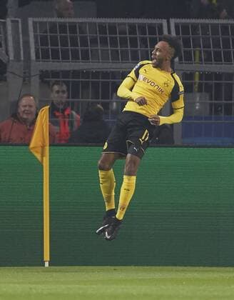 Pierre-Emerick Aubameyang , BVB 17 Torschuss, schiesst das Tor zum 1-0 Torjubel, Jubel nach dem Tor BORUSSIA DORTMUND - BENFICA LISSABON Fussball UEFA Champions League, Achtelfinale Gruppenphase,in Dortmund, 08.03.2017 CL Saison 2016 2017, BVB