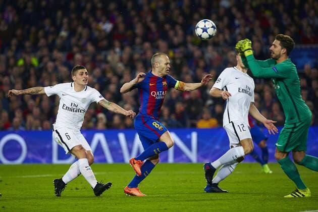 FC Barcelona Barca s midfielder Andres Iniesta (2L) vies for the ball with Italian midfielder Marco Verratti (L) and German goalkeeper Kevin Trapp of Paris Saint-Germain during the UEFA Champions league second leg round of 16 match between FC Barcelona and Paris Saint-Germain at Camp Nou stadium in Barcelona, Catalonia, Spain, 08 March 2017. FC BARCELONA VS. PARIS SAINT-GERMAIN !ACHTUNG: NUR REDAKTIONELLE NUTZUNG!  Copyright: xAlejandroxGarcíax BCN001 20170308-636246050742397597