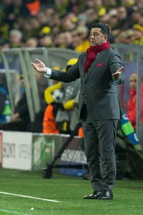 Dortmund, Germany 08.03.2017, UEFA Champions League - 2016 17 Season, Round of 16, Second leg, BV Borussia Dortmund - Benfica Lissabon, Coach Rui Vitoria (BLS) gestikuliert ( DeFodi001