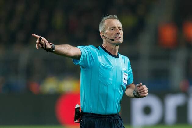 Dortmund, Germany 08.03.2017, UEFA Champions League - 2016 17 Season, Round of 16, Second leg, BV Borussia Dortmund - Benfica Lissabon, Schiedsrichter Martin Atkinson ( DeFodi001