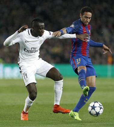 Paris Saint-Germain s French midfielder Blaise Matuidi (L) vies for the ball with FC Barcelona Barca s Brazilian striker Neymar during the UEFA Champions league second leg round of 16 match between FC Barcelona and Paris Saint-Germain at Camp Nou stadium in Barcelona, Catalonia, Spain, 08 March 2017. FC BARCELONA VS. PARIS SAINT-GERMAIN !ACHTUNG: NUR REDAKTIONELLE NUTZUNG!  Copyright: xAndreuxDalmaux BCN001 20170308-636246070255105028