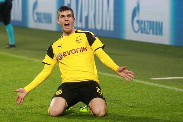 08.03.2017, xkvx, Fussball Champions League, Borussia Dortmund - Benfica Lissabon, emspor, v.l. Torjubel, Goal celebration, celebrate the goal 2:0 durch Christian Pulisic (BVB Borussia Dortmund) mit der Mannschaft Dortmund