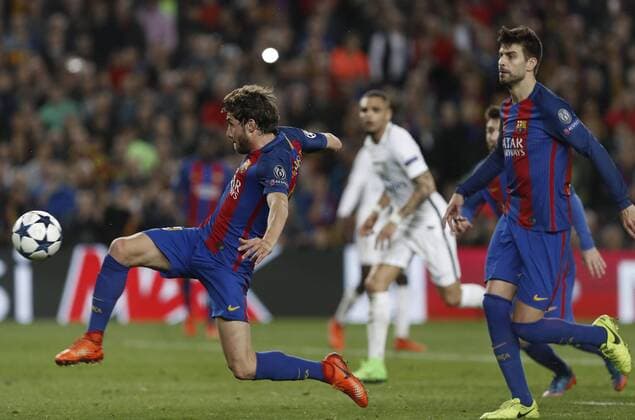 FC Barcelona Barca s Sergio Roberto (L) before scoring the 6th goal during the UEFA Champions League second leg round of 16 match between FC Barcelona and Paris Saint-Germain at Camp Nou stadium in Barcelona, Catalonia, Spain, 08 March 2017. FC BARCELONA VS. PARIS SAINT-GERMAIN !ACHTUNG: NUR REDAKTIONELLE NUTZUNG!  Copyright: xAndreuxDalmaux BCN001 20170308-636246119192038295
